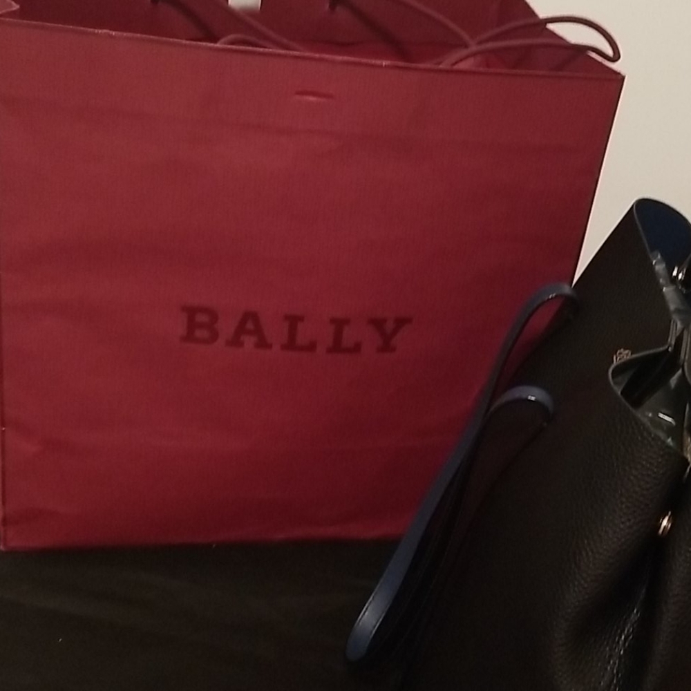 Bag - Picture 8 of 11